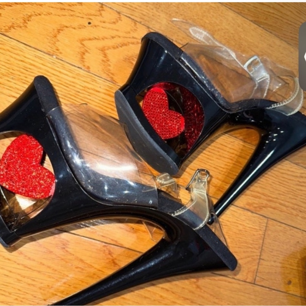 Pleasers 10 Limited Edition